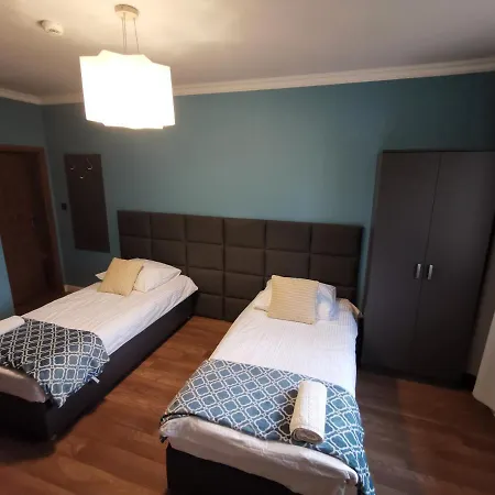Dworek Zagroda Lesna Lelis